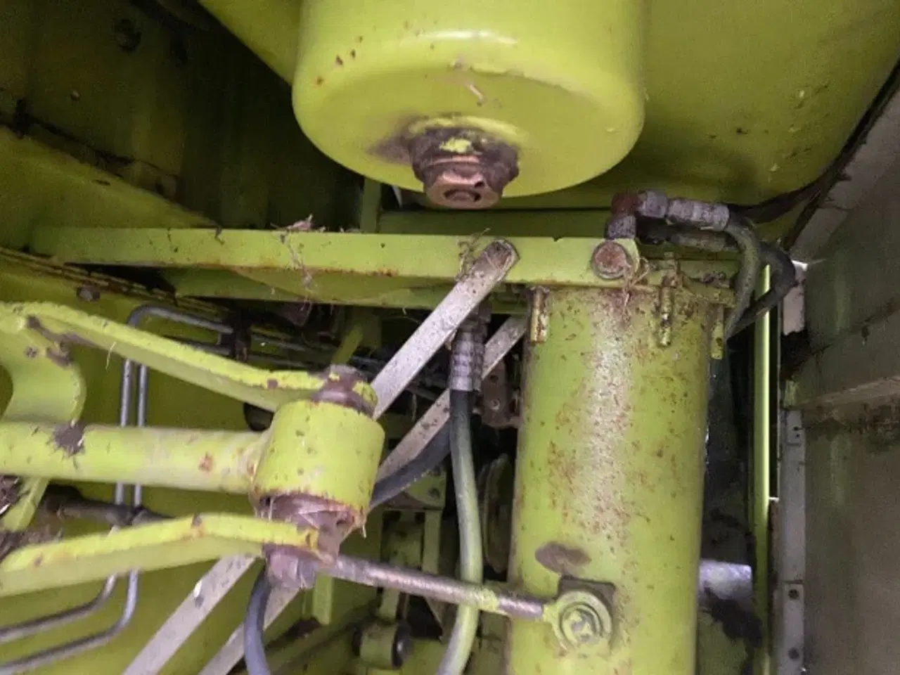 Billede 3 - Claas Commandor 116 3D soldkasse udstyr