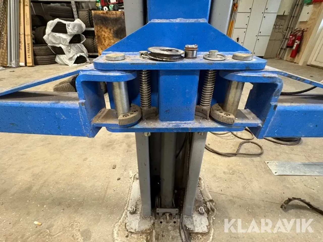 Billede 11 - Tosøjlelift AJ-Lift SF-4000ES