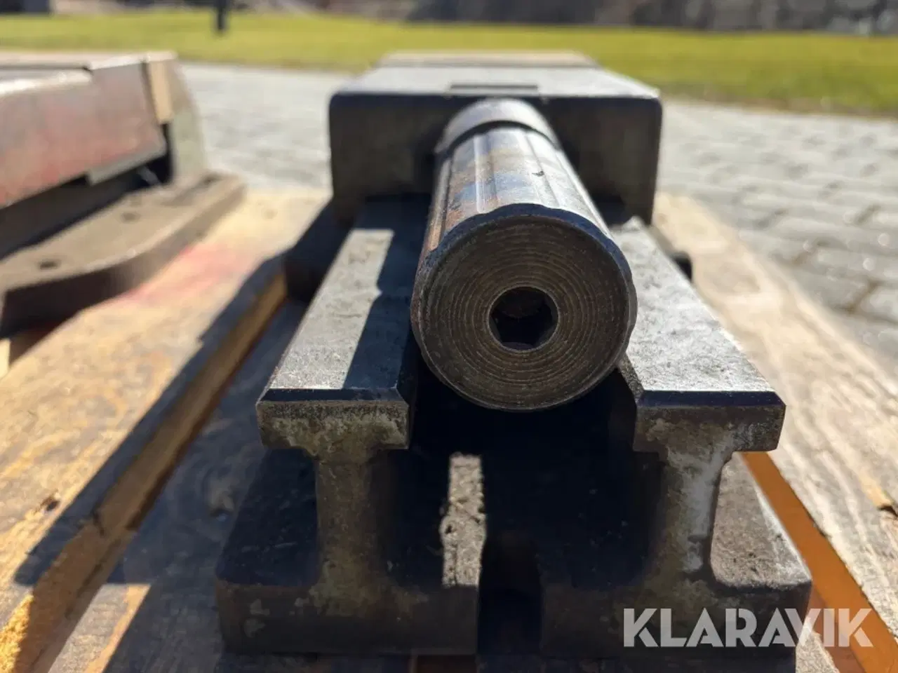 Billede 10 - Maskineskruestikke uden Palle 2 styk.