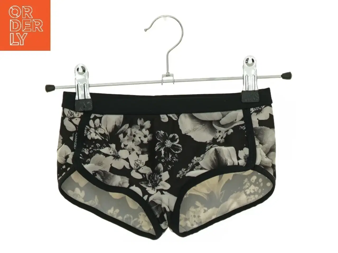 Billede 1 - Badebukser MOLO (str. 110 cm)