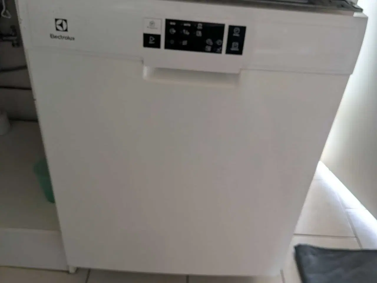 Billede 1 - Opvaskemaskine skal hentes i dag 