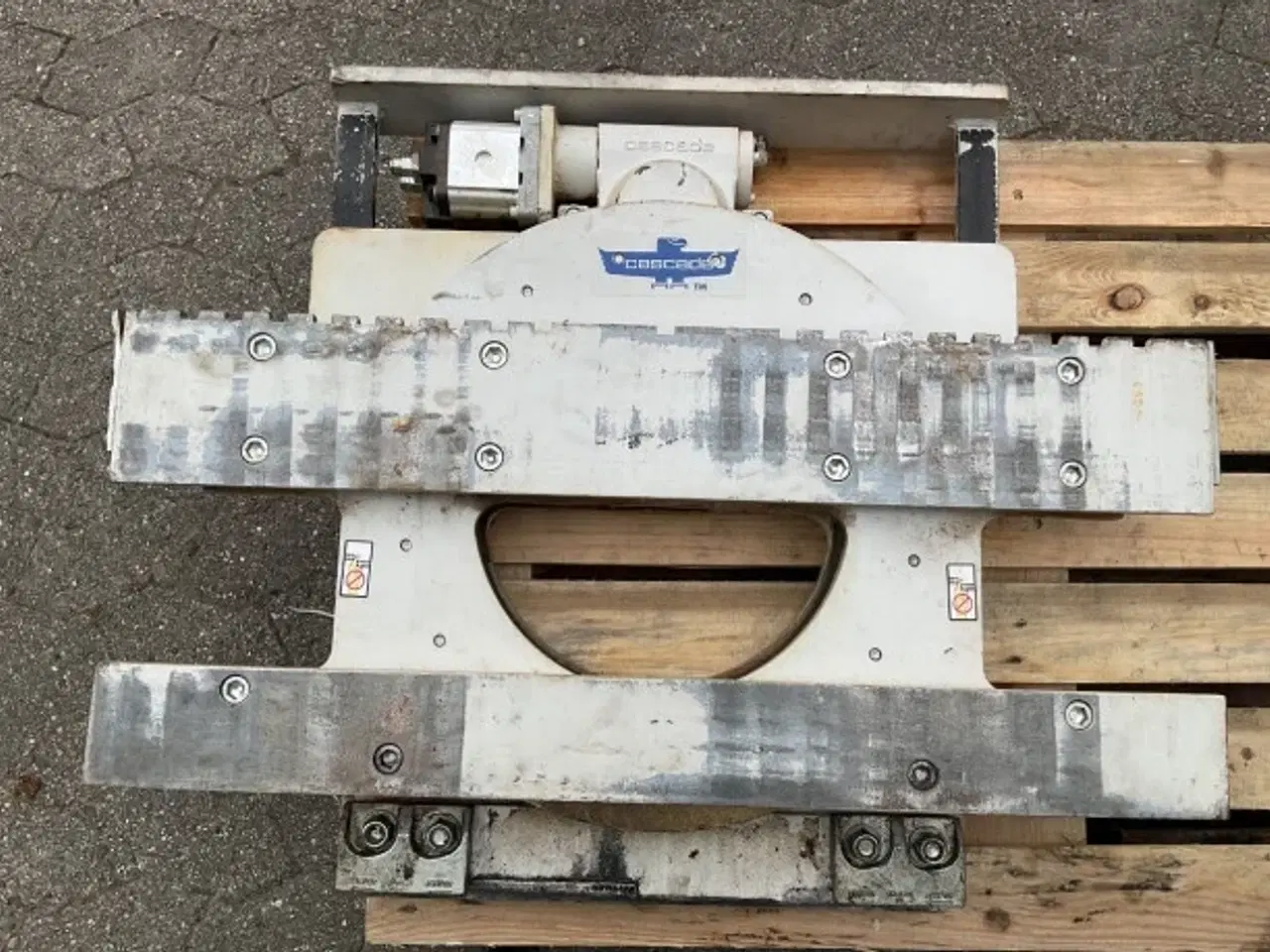 Billede 1 - Cascade 1600 rotator 360 grader  Nypris 46500 nu15000kr