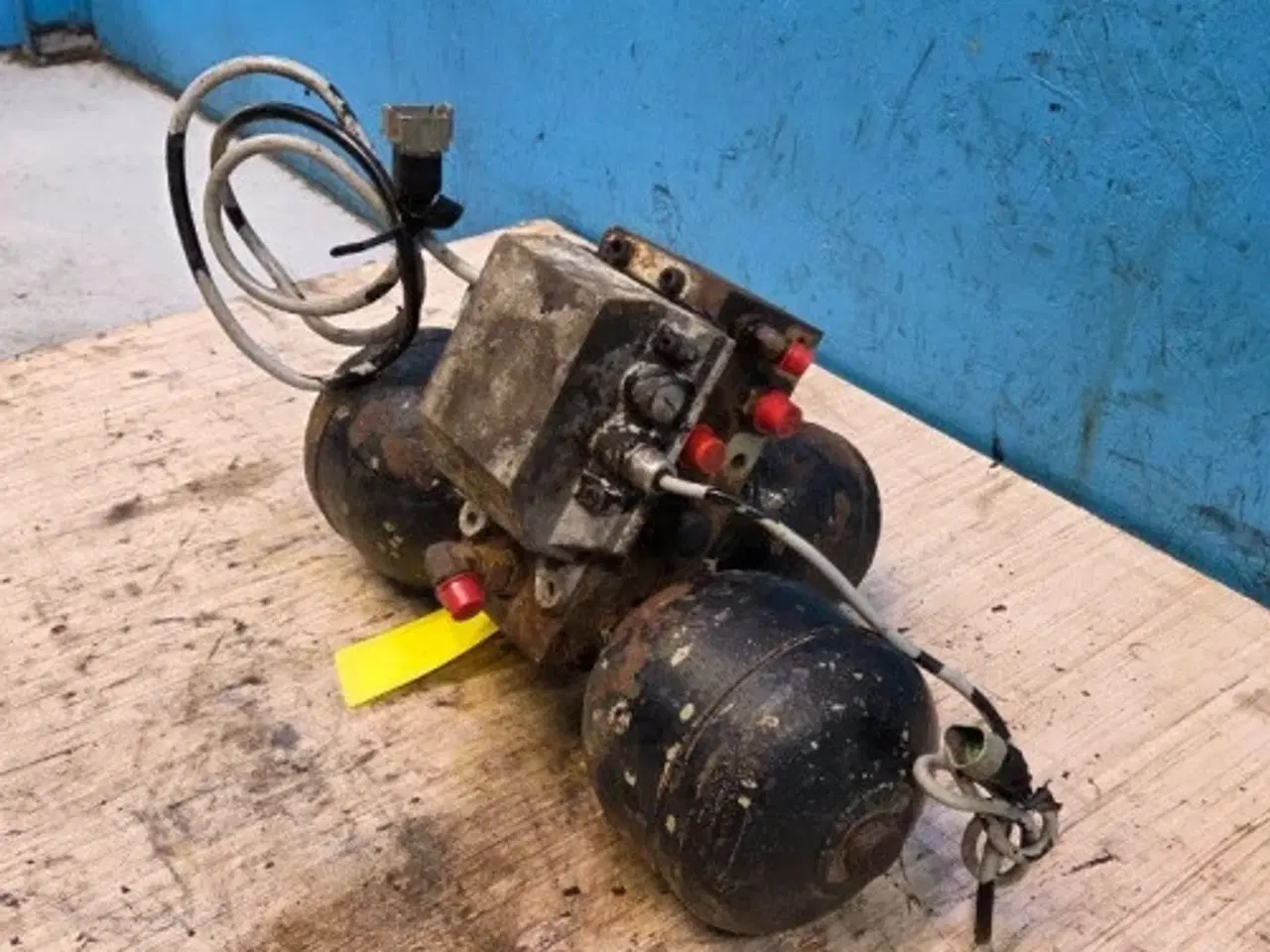 Billede 8 - Massey Ferguson 6290 Hydraulikventil 3783706M91