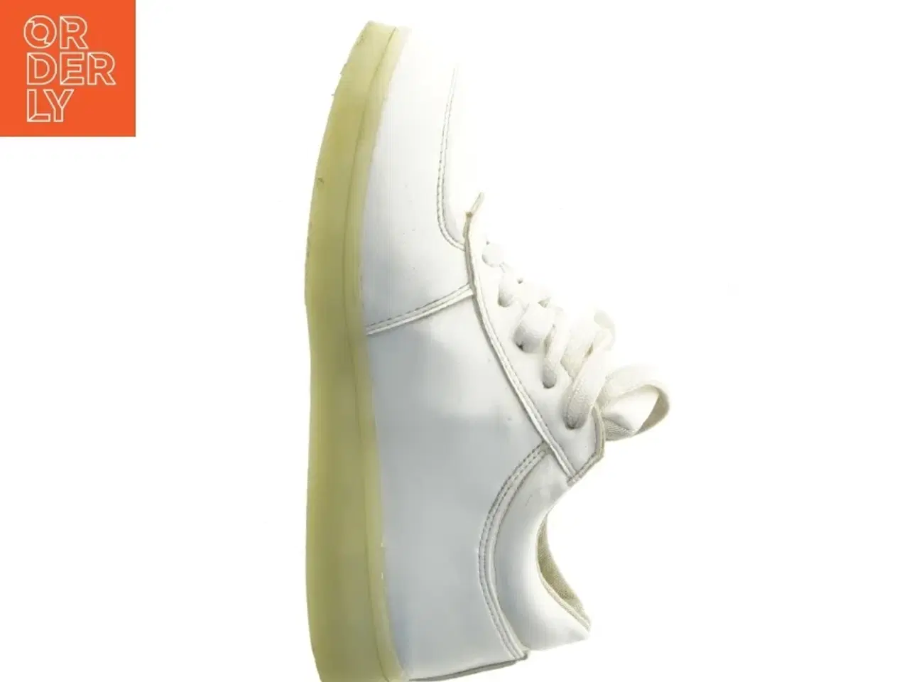 Billede 7 - Hvide sneakers (str. 3)