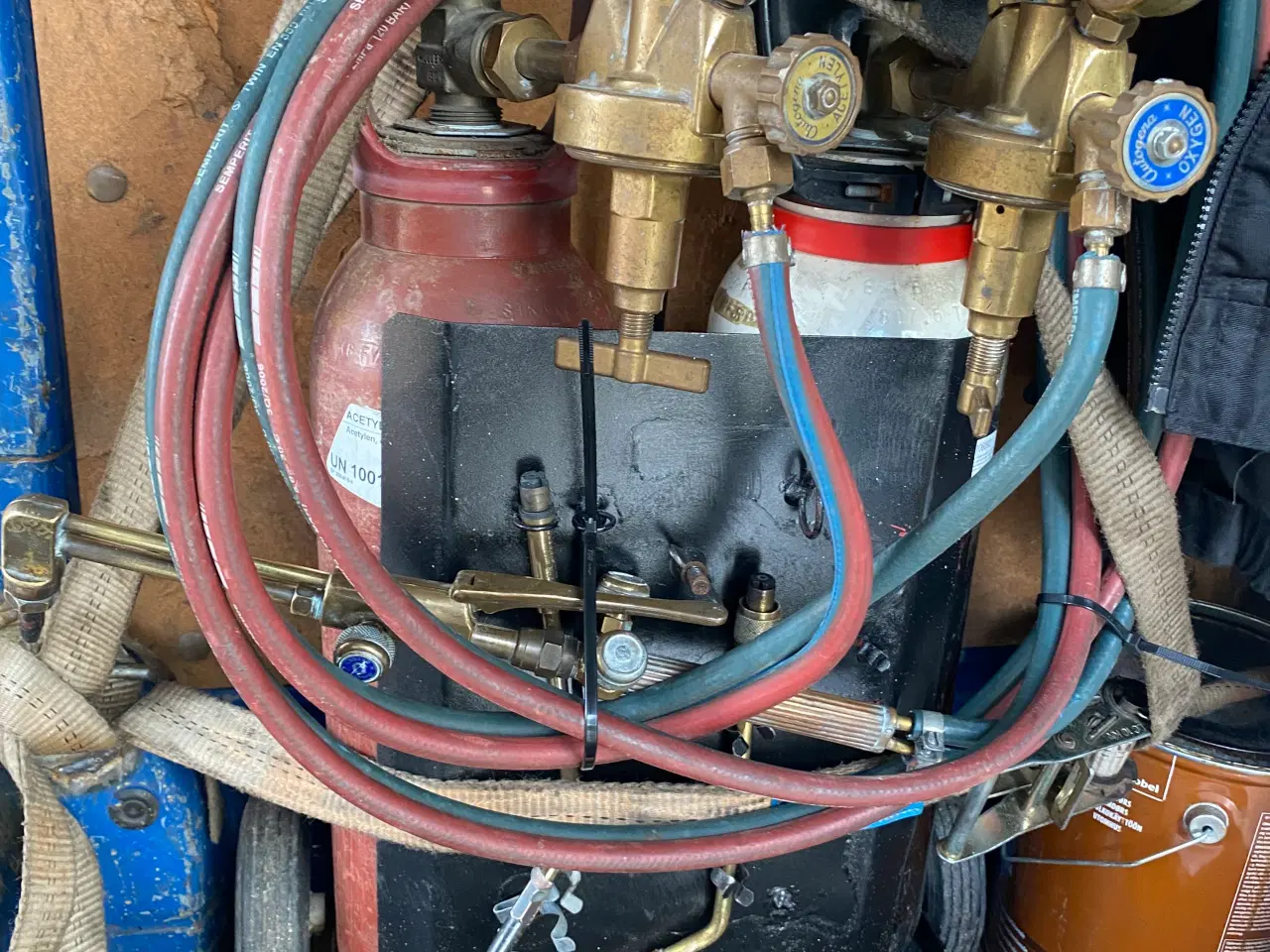 Billede 3 - gas og ilt sæt på vogn 