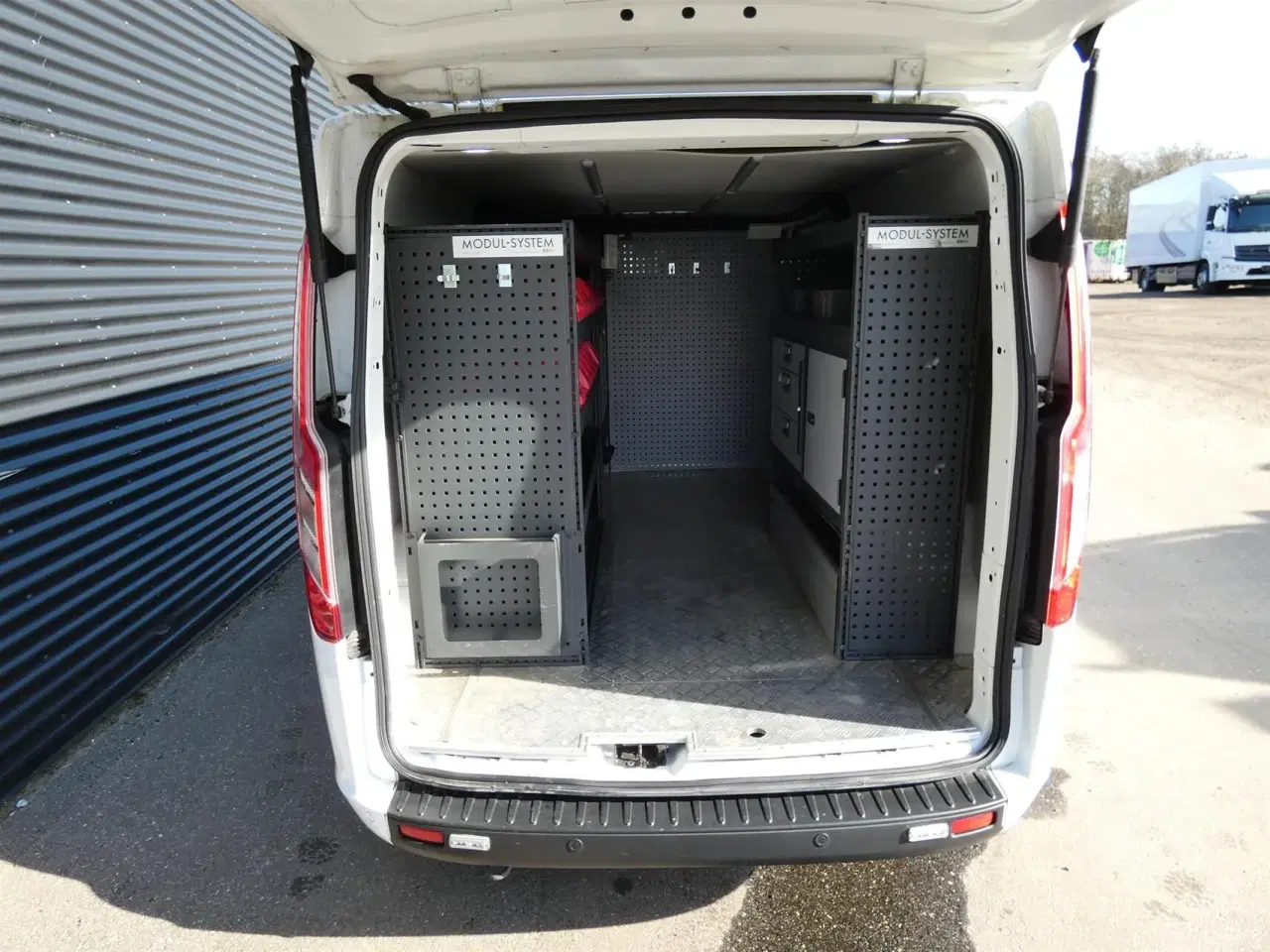 Billede 1 - Ford Transit Custom 300 L2H1 2,0 TDCi Trend 130HK Van 6g Aut.