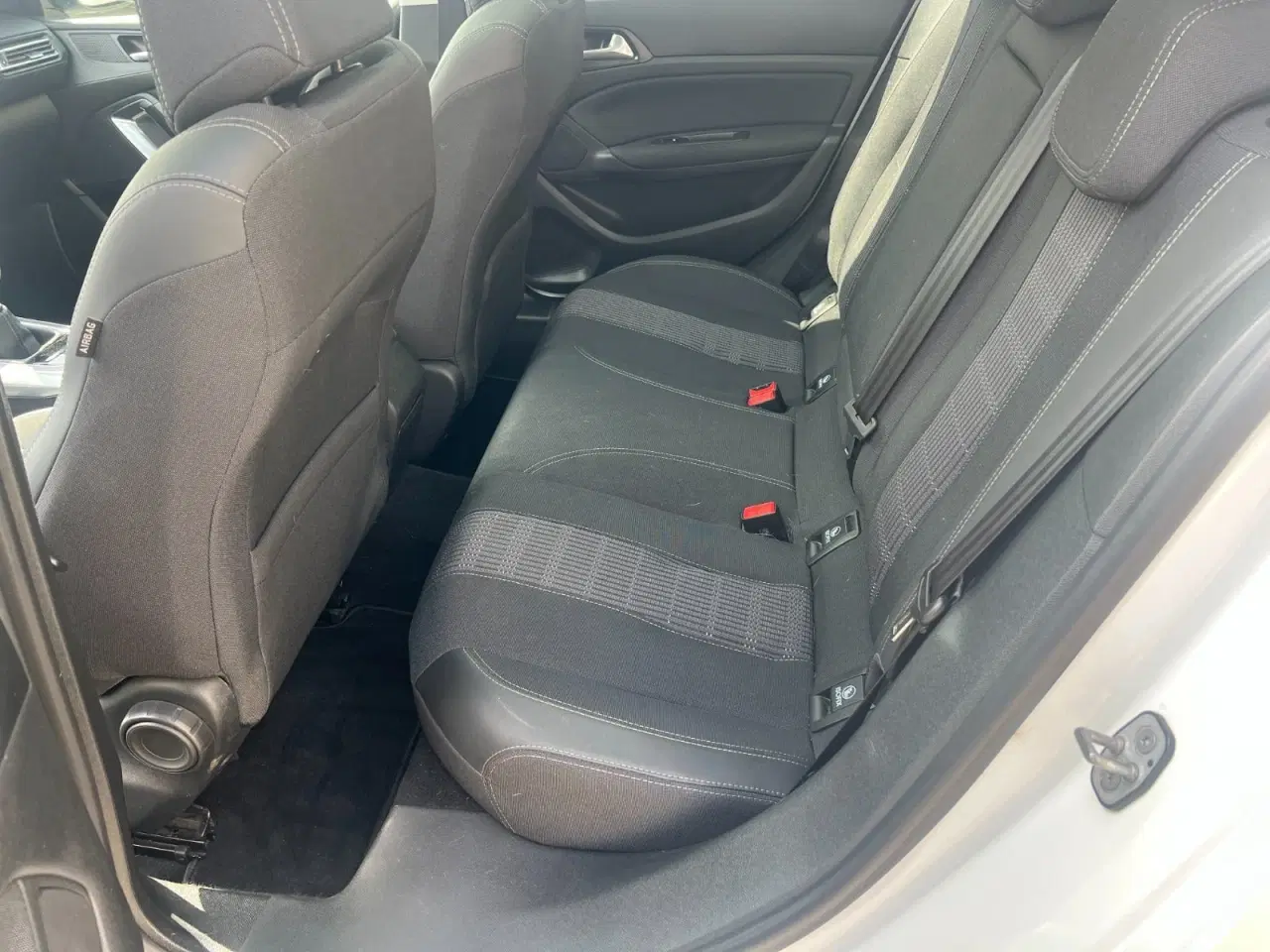 Billede 10 - Peugeot 308 1,5 BlueHDi 130 Allure Sky