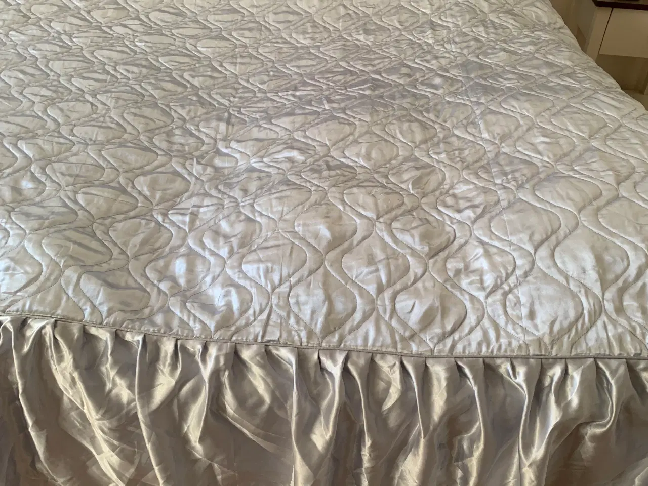 Billede 3 - Sengetæppe ikke brugt. 