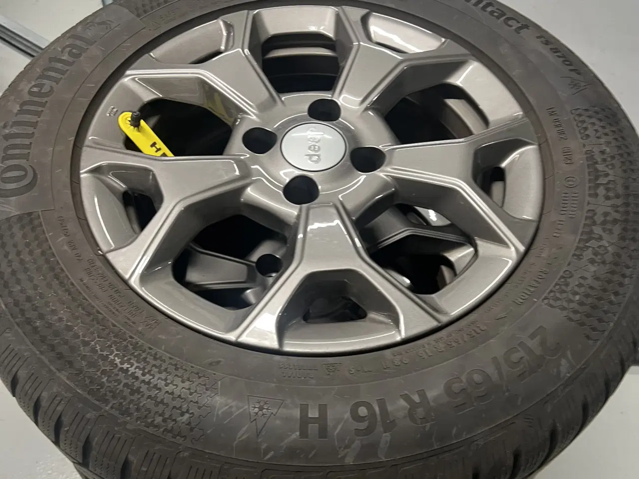 Billede 1 - Vinter hjul til JEEP AVENCER