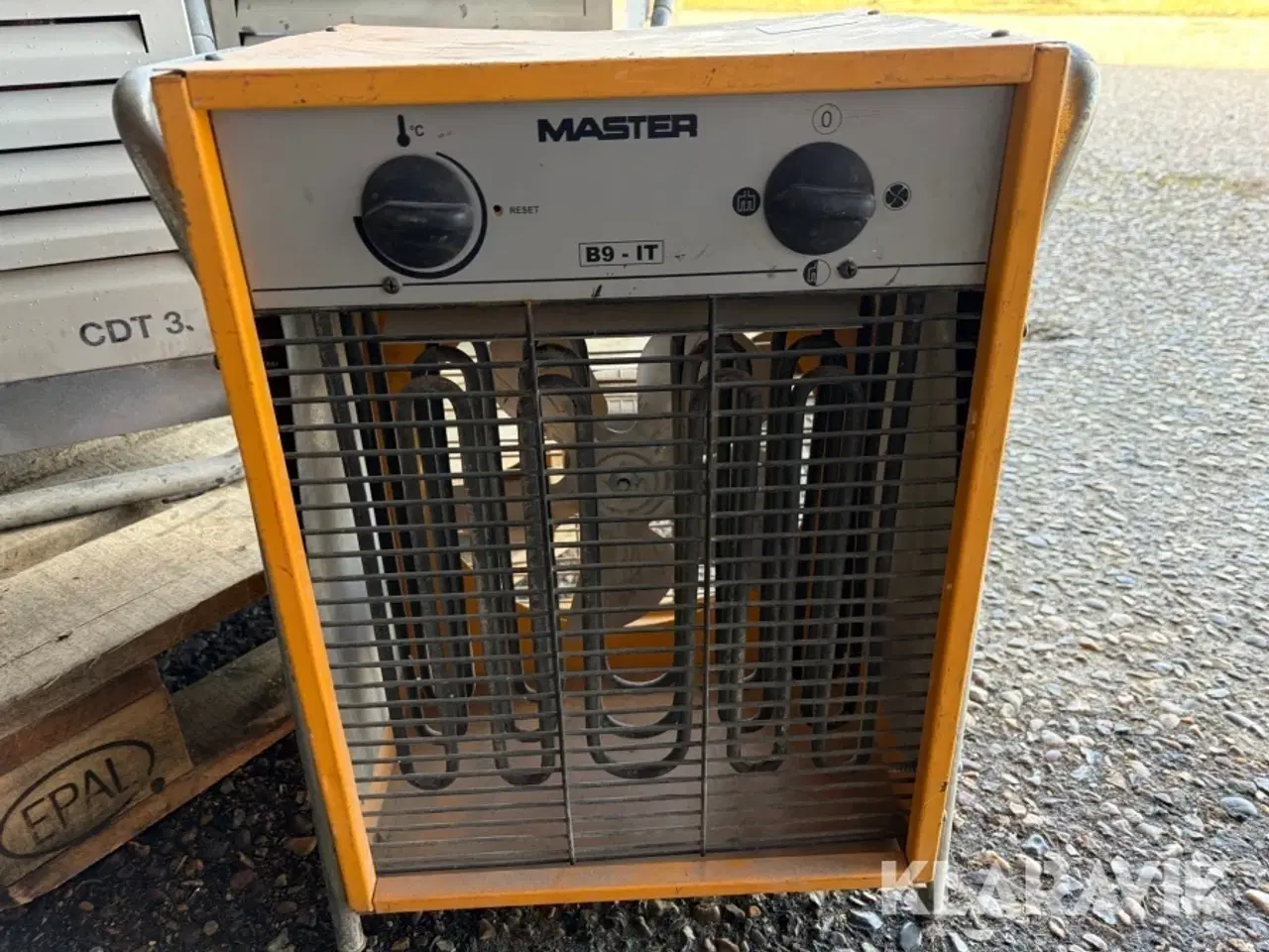 Billede 5 - Affugtere, varmeblæser og gasovn