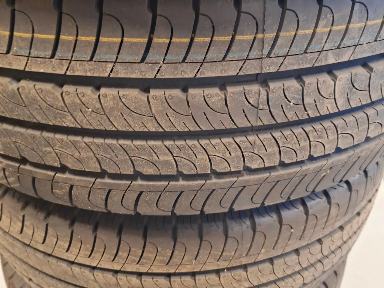 Billede 3 - Alufælge med dæk Ford Transit Custom 16 tommer nye