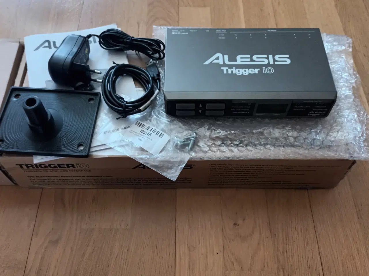 Billede 1 - Alesis Trigger iO+5ben MIDI kabel 2m +Module Mount