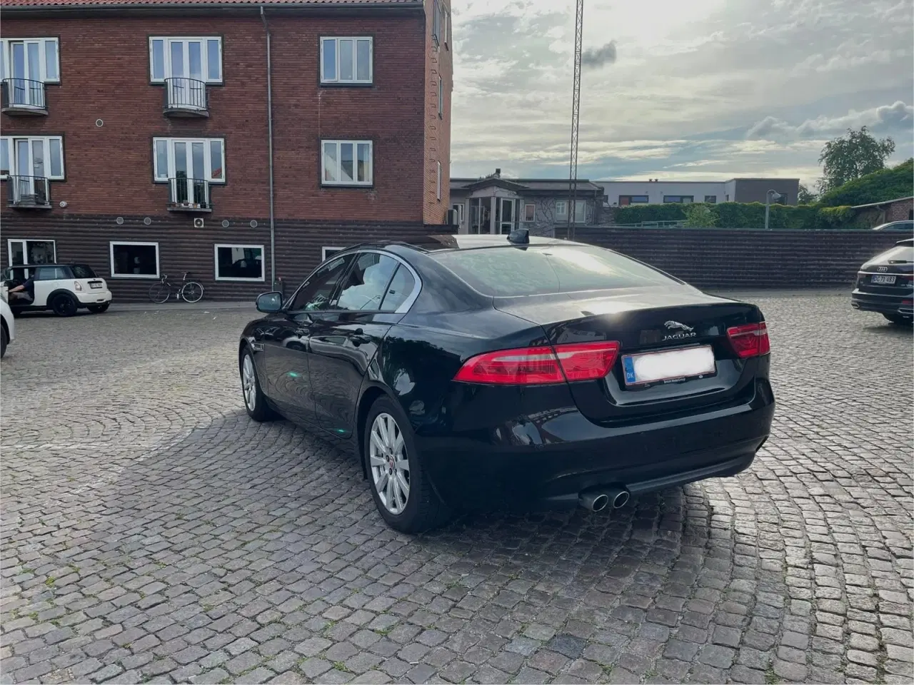 Billede 6 - Jaguar XE 2,0 D180 Pure aut.