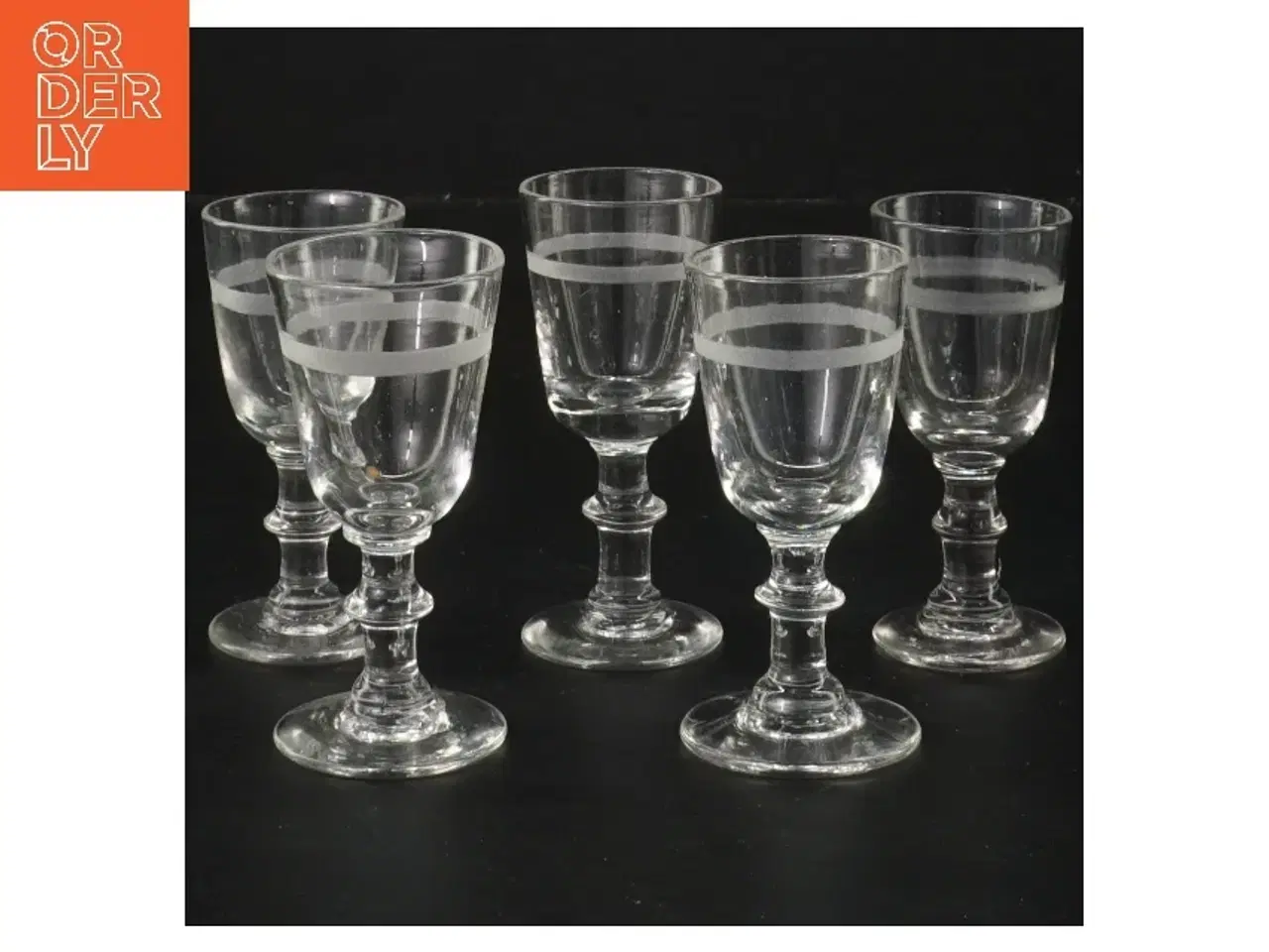 Billede 1 - Snapseglas sæt, 5 stk (str. 5 stk Ø 4 cm længde 8,5 cm)