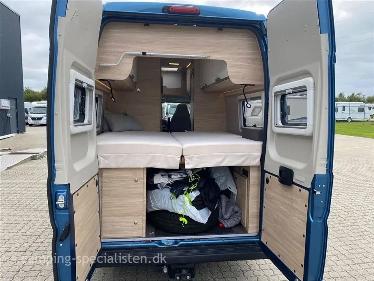 Billede 10 - 2021 - Knaus BoxStar 630 Freeway 60 years   Knaus BoxStar 640 Freeway model 2021 kan nu ses hus Camping -Specialisten.dk