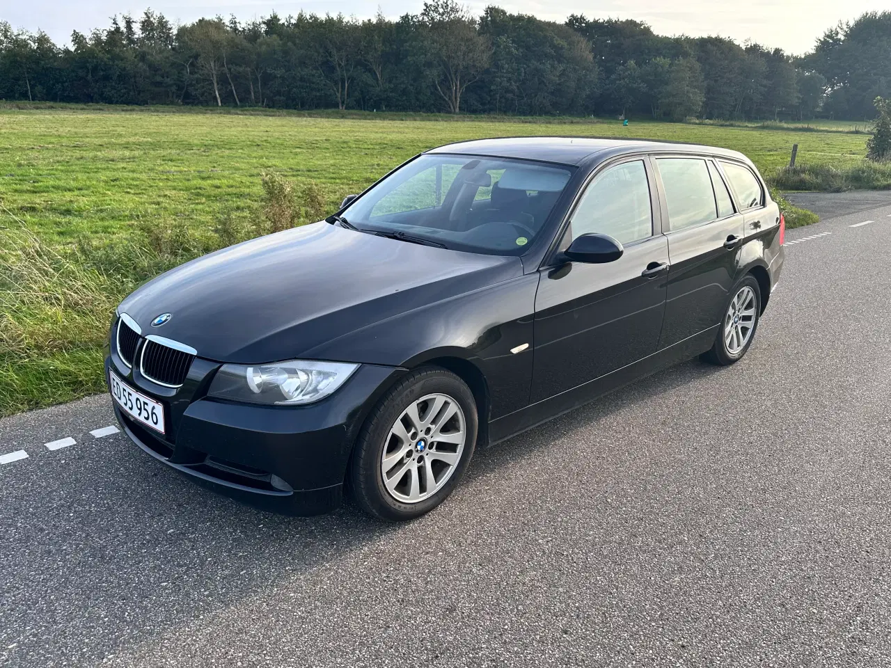 Billede 2 - Bmw e91 320 med plader og syn