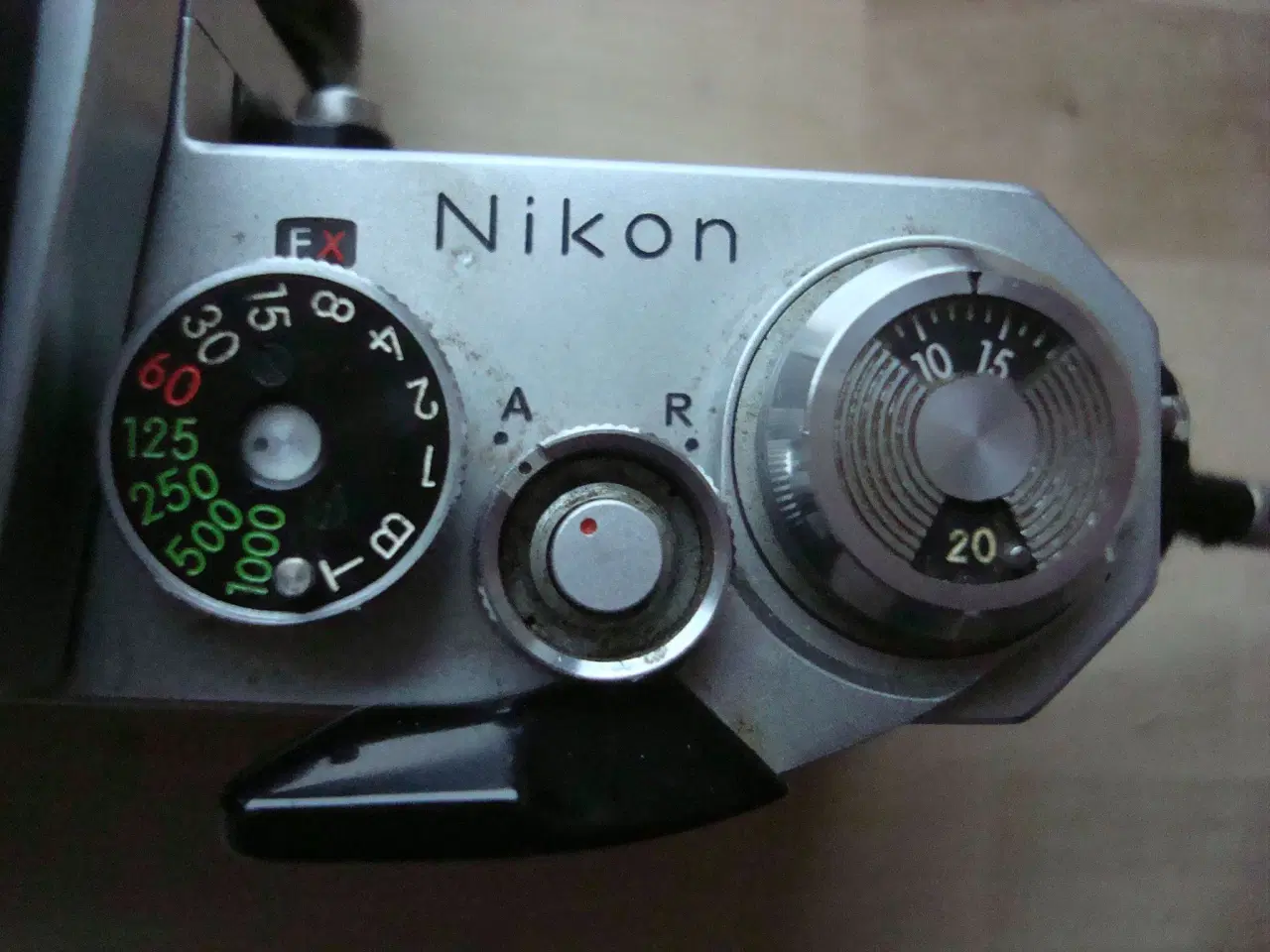 Billede 1 - Nikon F med Photomic og blitz adapter"