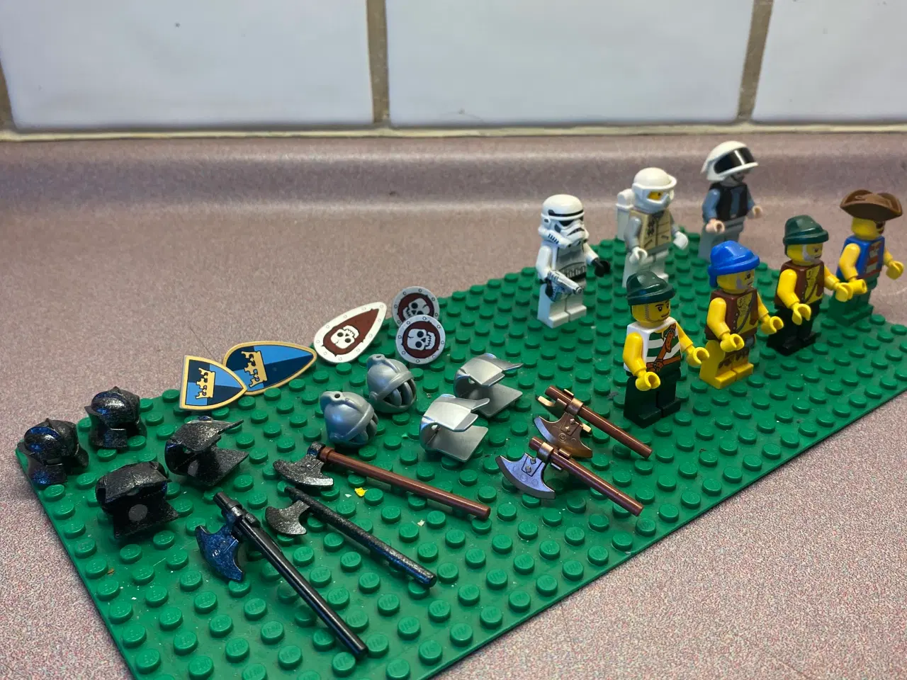 Billede 3 - Lidt blandet Lego figurer. 