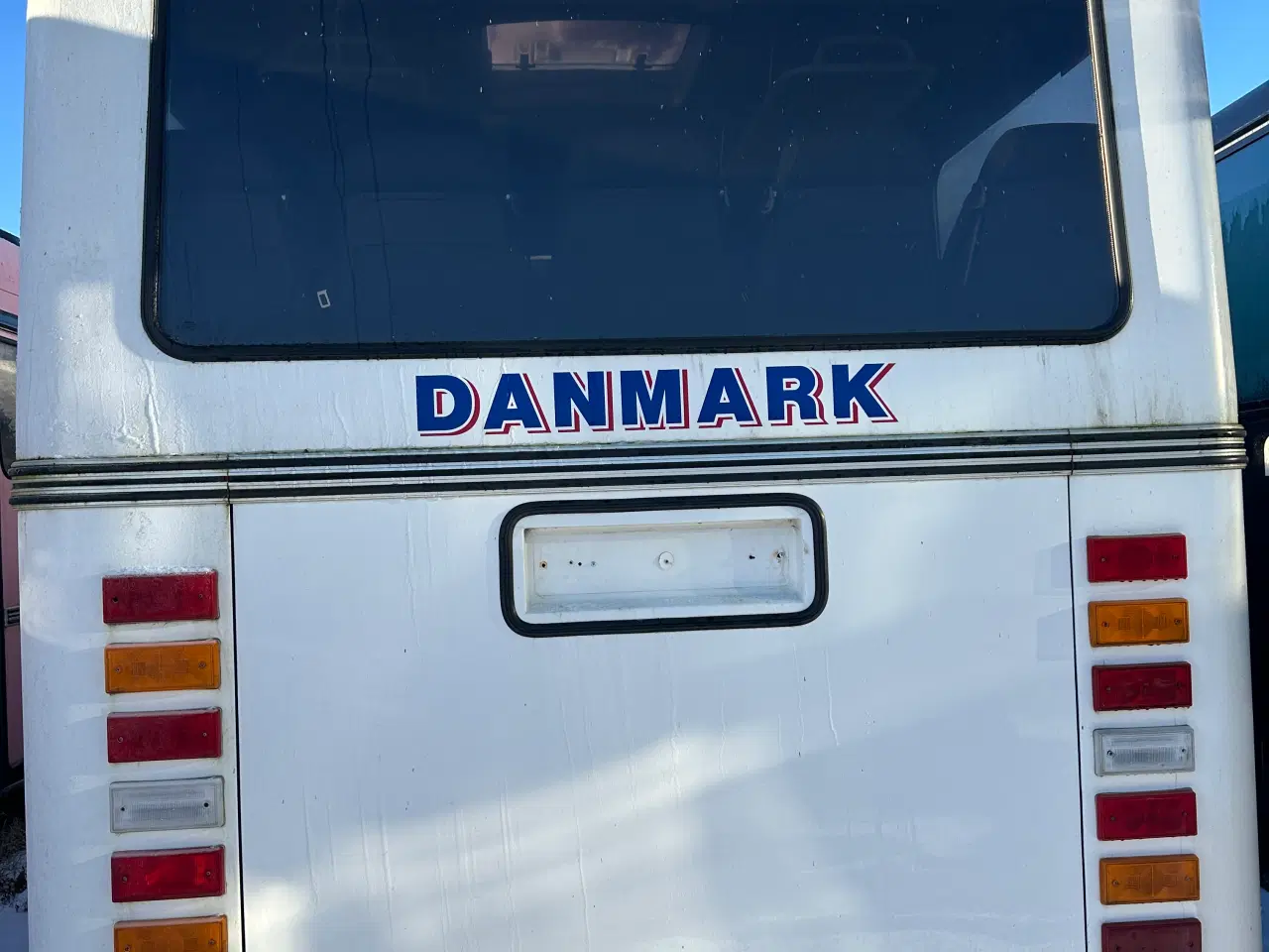 Billede 1 - Bus Dan silkeborg hvid gule plader