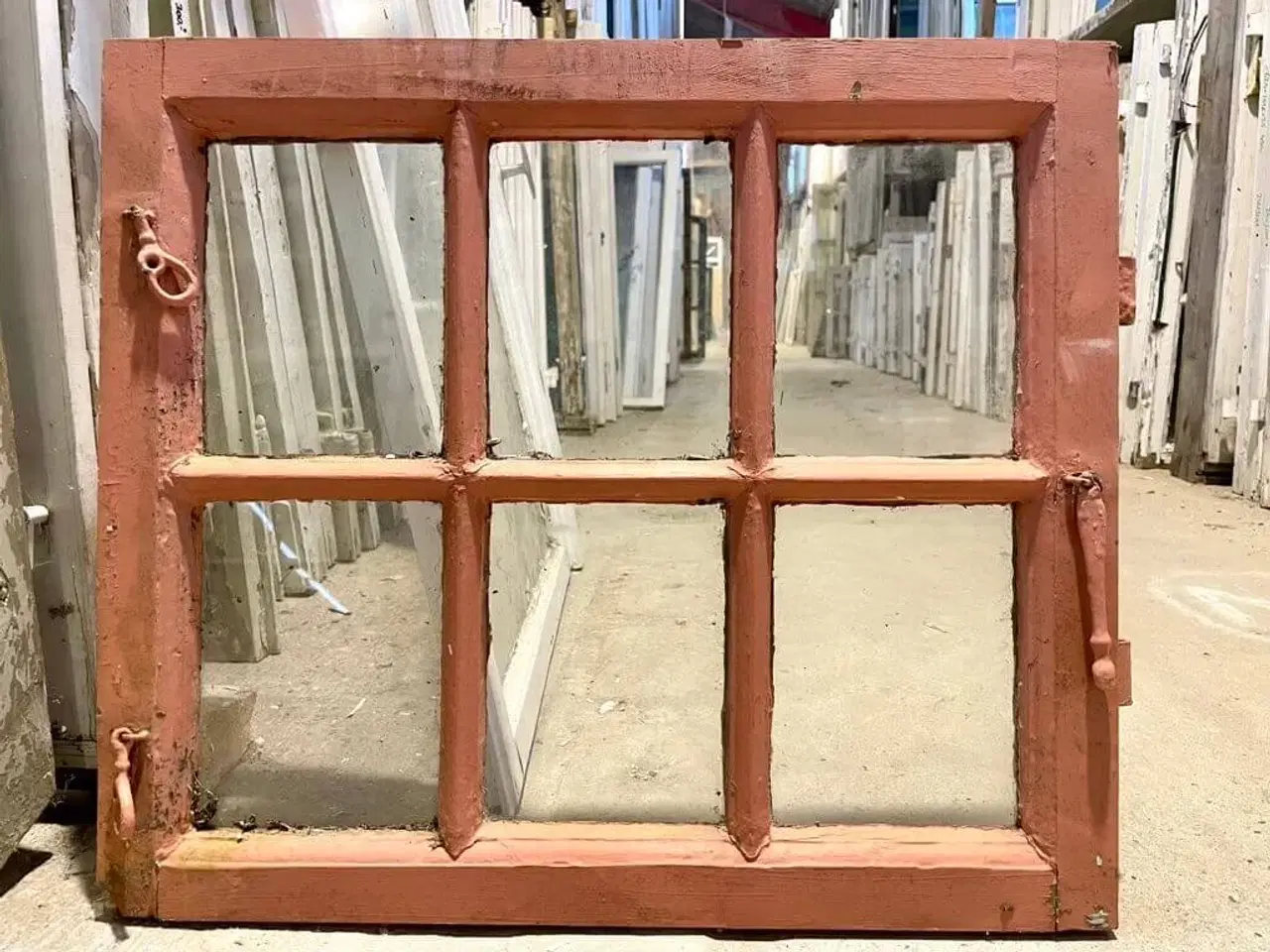 Billede 2 - Sjælden, lille 6-ruders vinduesramme