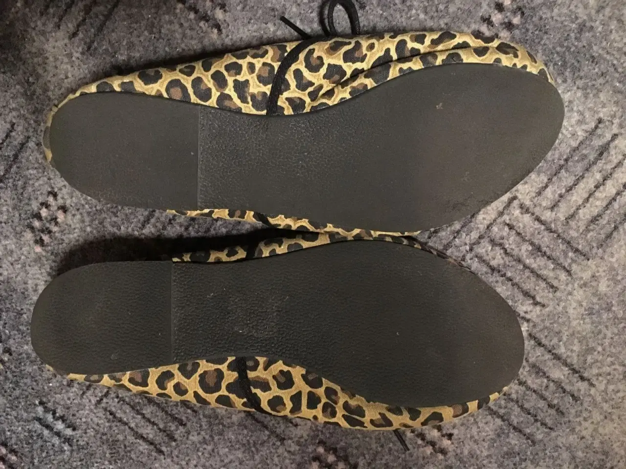 Billede 3 - Leopard sko i stof