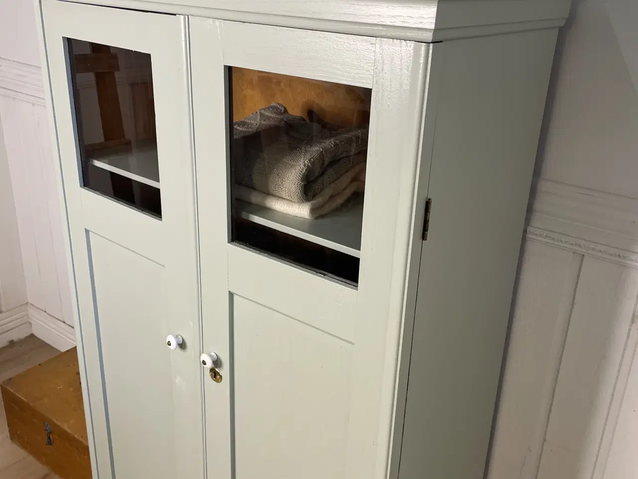 Billede 6 - Lille karlekammerskab 