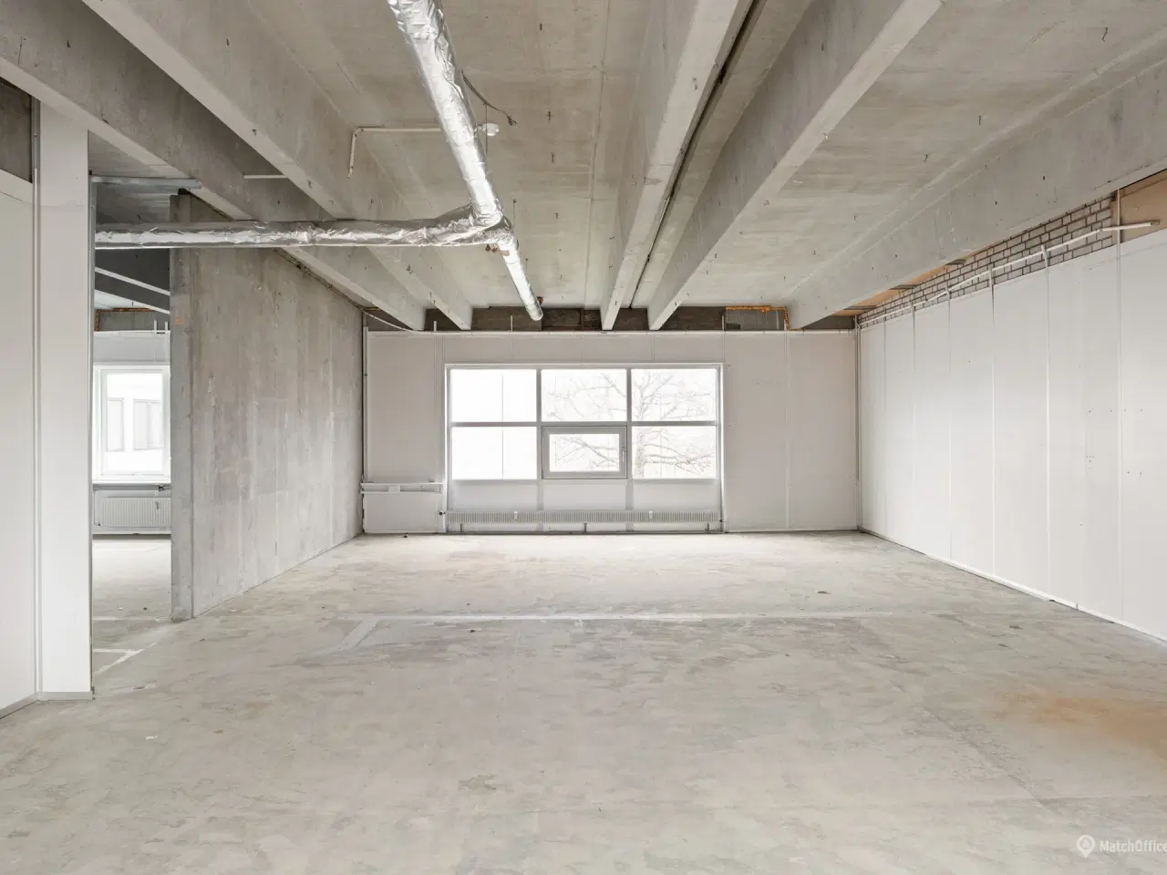 Billede 3 - Nyindrettet kontorlejemål på 812 m² – Gennemlyst kontorlejemål med god eksponering mod Stamholmen