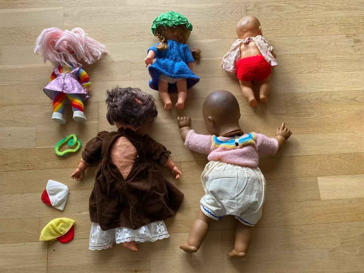 Billede 2 - 5 stk. dukker - inkl. forsendelse.-