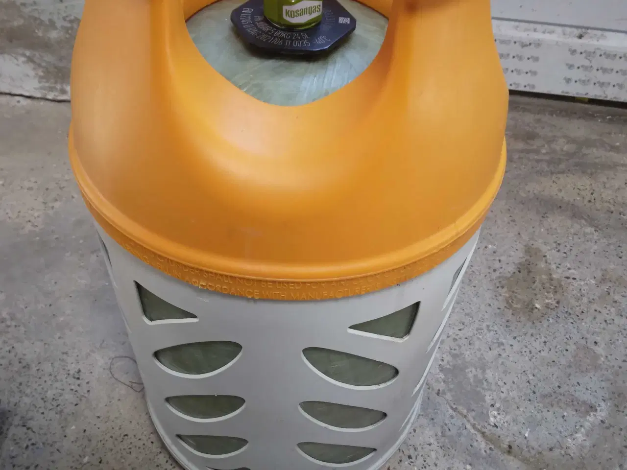 Billede 1 - 10 kg fyldt letvægt gasflaske 