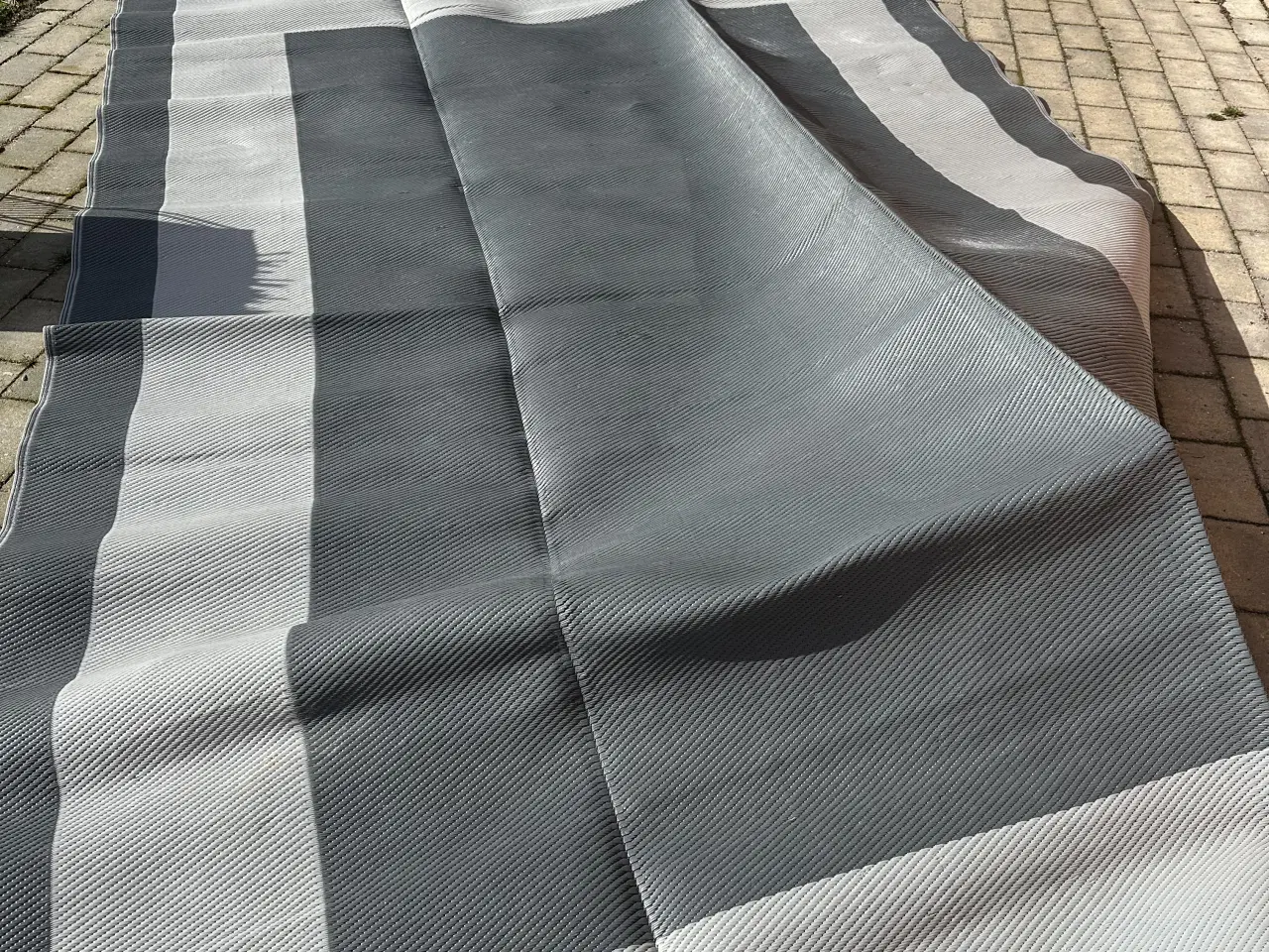 Billede 2 - Markise tæppe (letvægt)