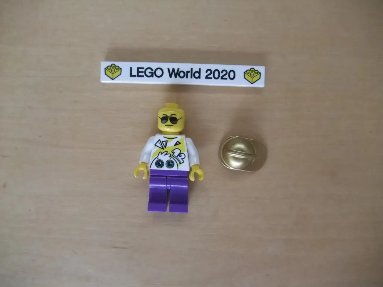 Billede 2 - Lego World 2020 Figur+Skilt