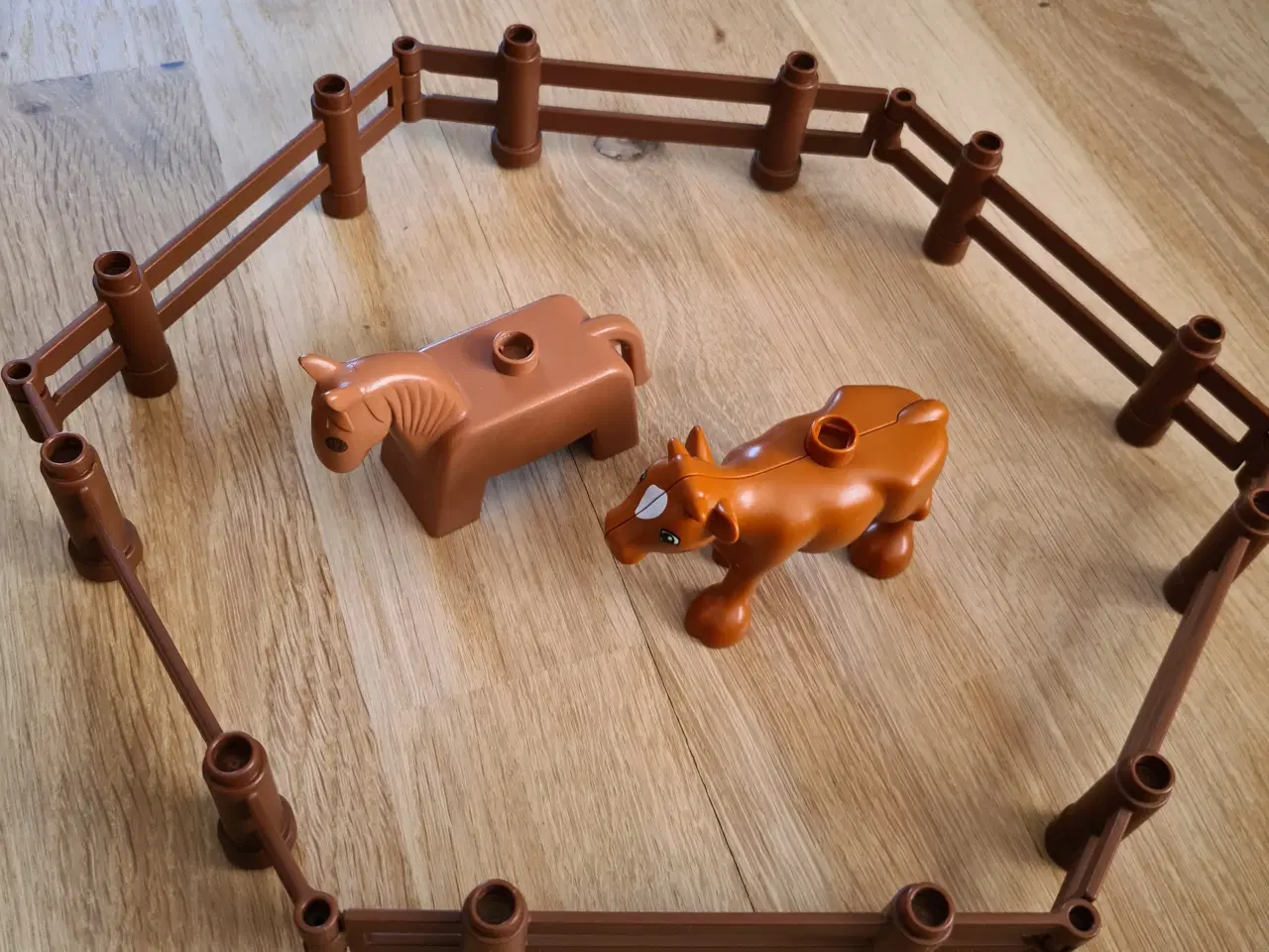 Billede 2 - Duplo lego hund, ko og hest