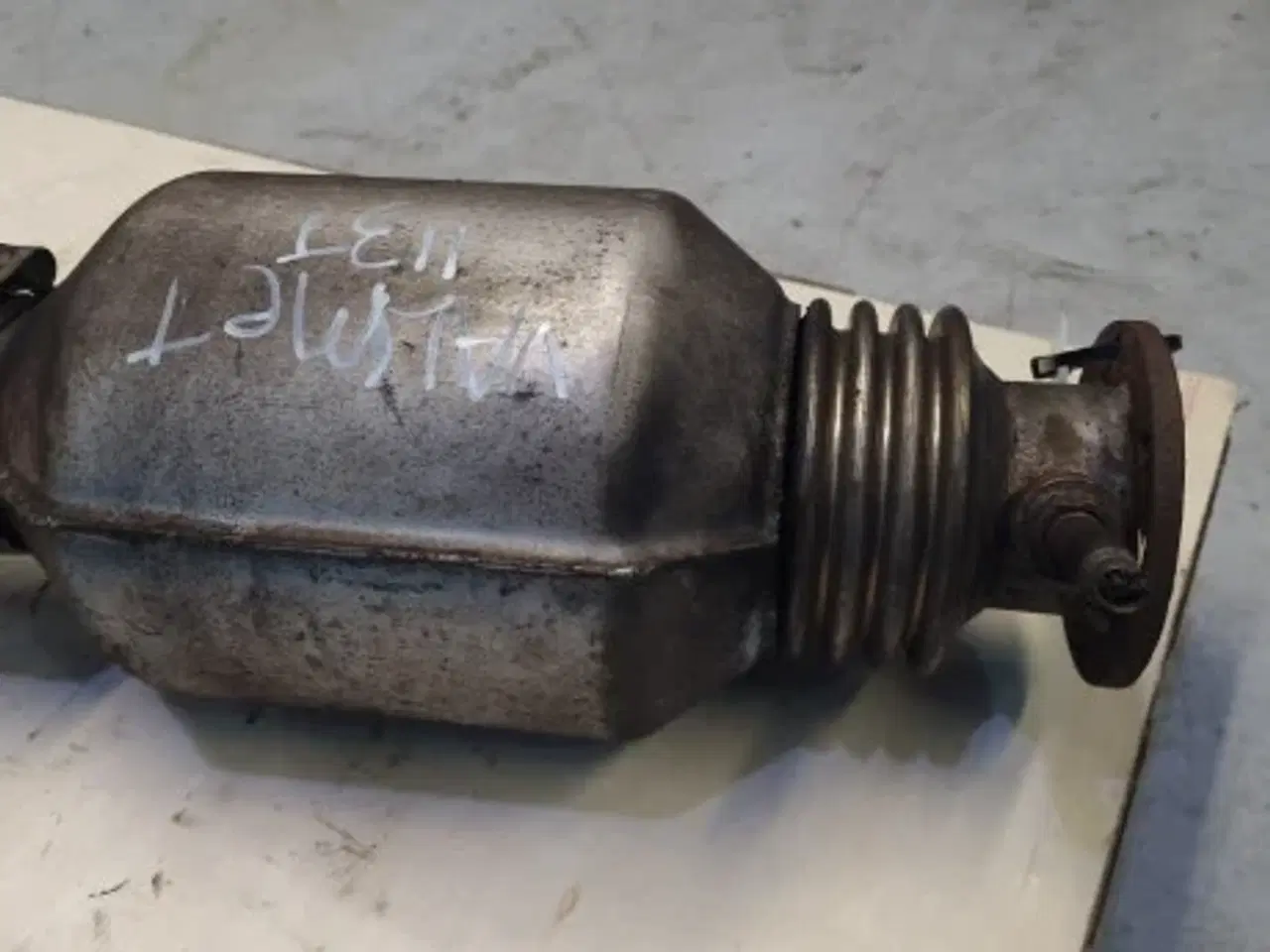 Billede 2 - Valtra T213 Udstødnings Rør ALV0103260