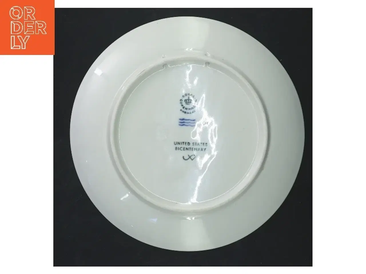 Billede 3 - Commemorative tallerken 1776-1976 fra Royal Collection (str. Ø 18,5 cm)