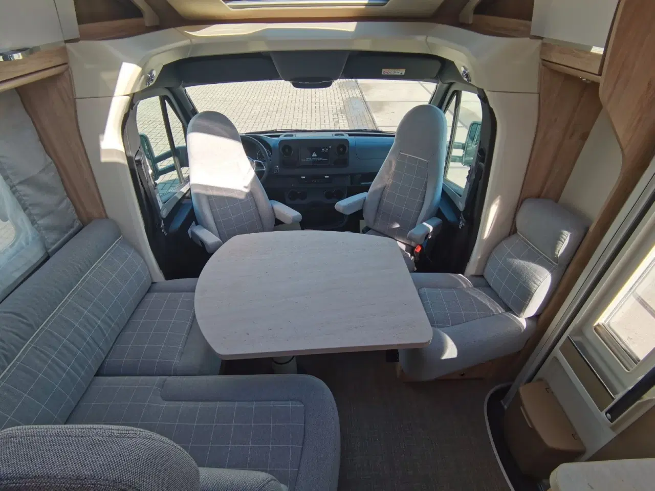 Billede 10 - Eura Mobil Profila T 676 EB Luminary-S-Paket