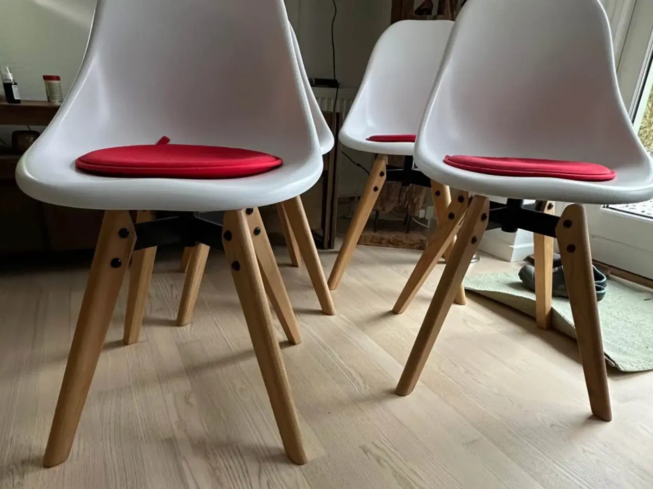 Billede 3 - Biva spisebord stole