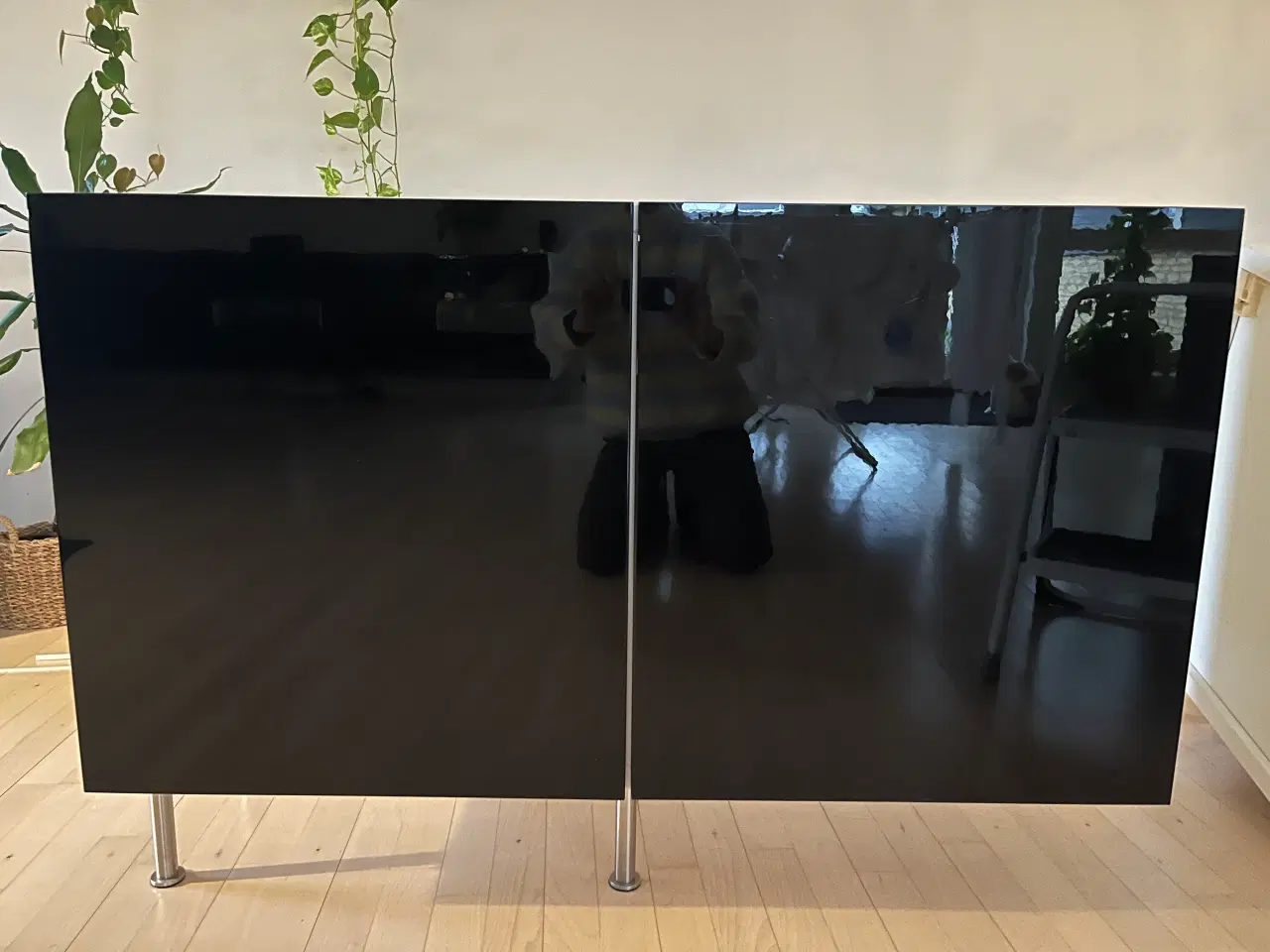 Billede 1 - Ikea skab