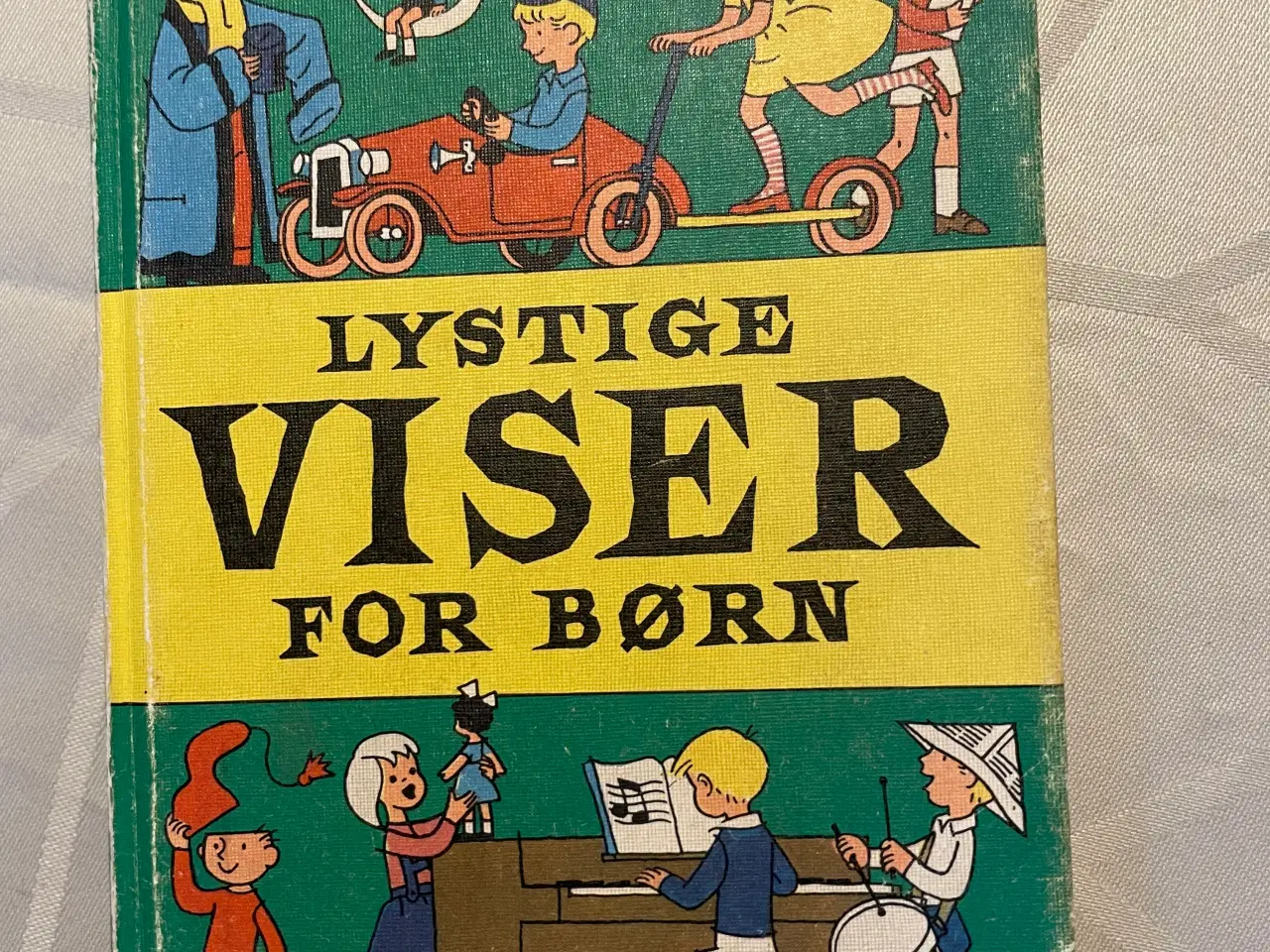 Billede 1 - Lystige viser for børn sangbog