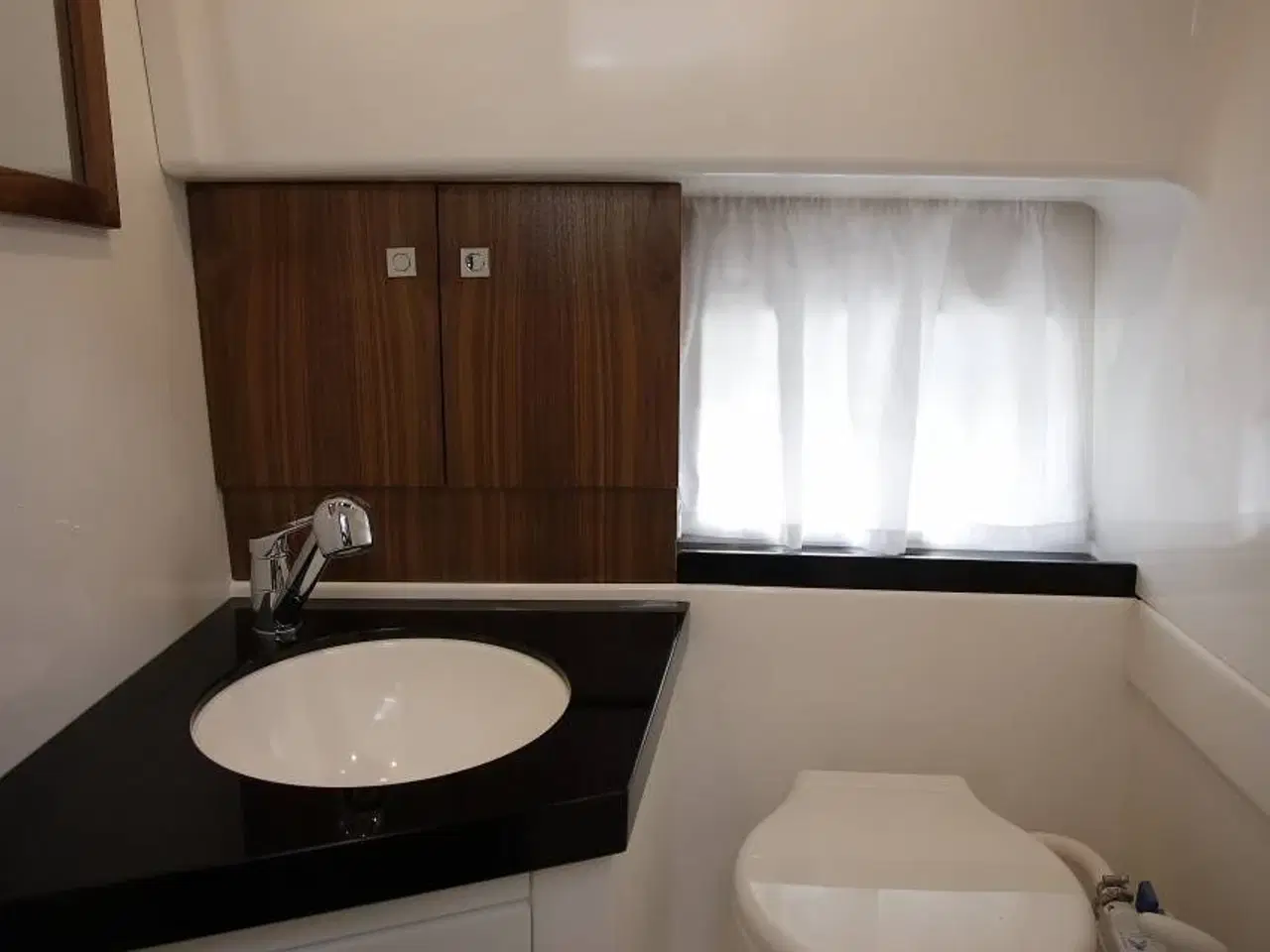 Billede 18 - Karnic SL800 - F375 XTO - V8 Yamaha/Udstyr