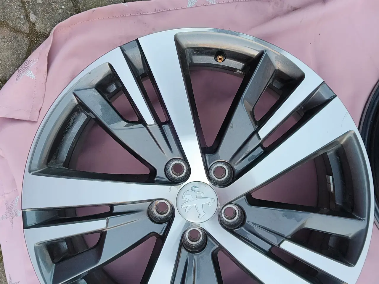 Billede 10 - Originale peugeot alufælge 18/5x108