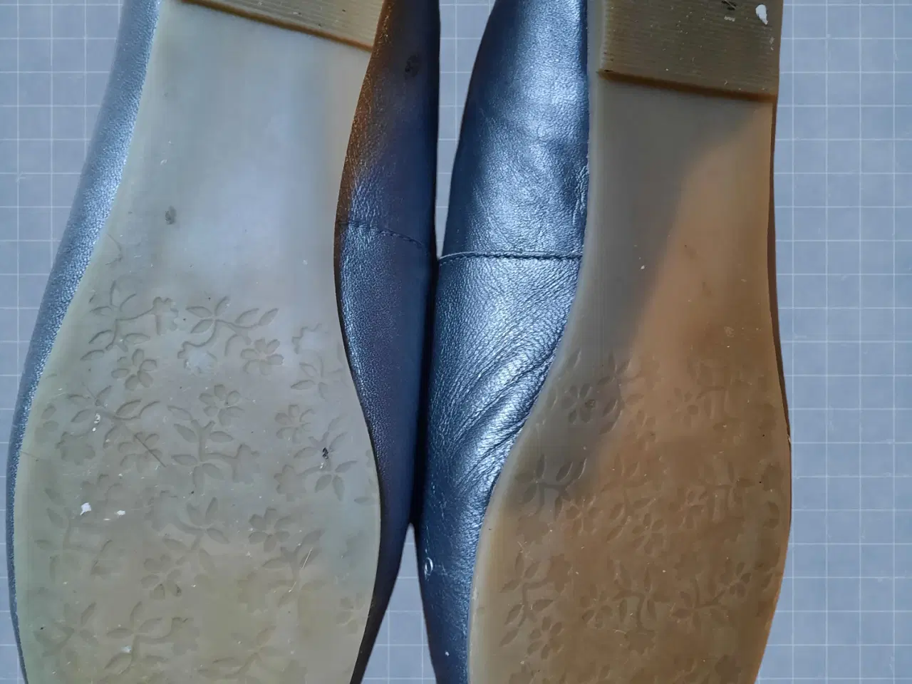 Billede 4 - ballerinasko str 40 metallic blå læder