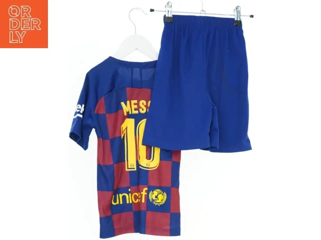 Billede 2 - FC Barcelona børnefodboldsæt fra Nike (str. 110)