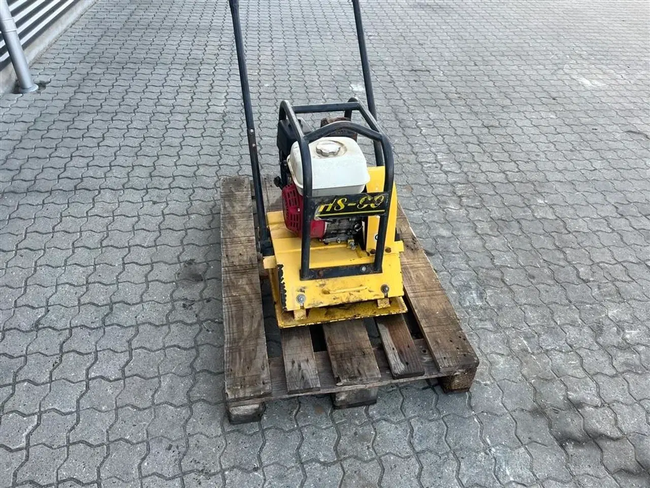Billede 4 - - - - 90kg pladevibrator med Honda motor
