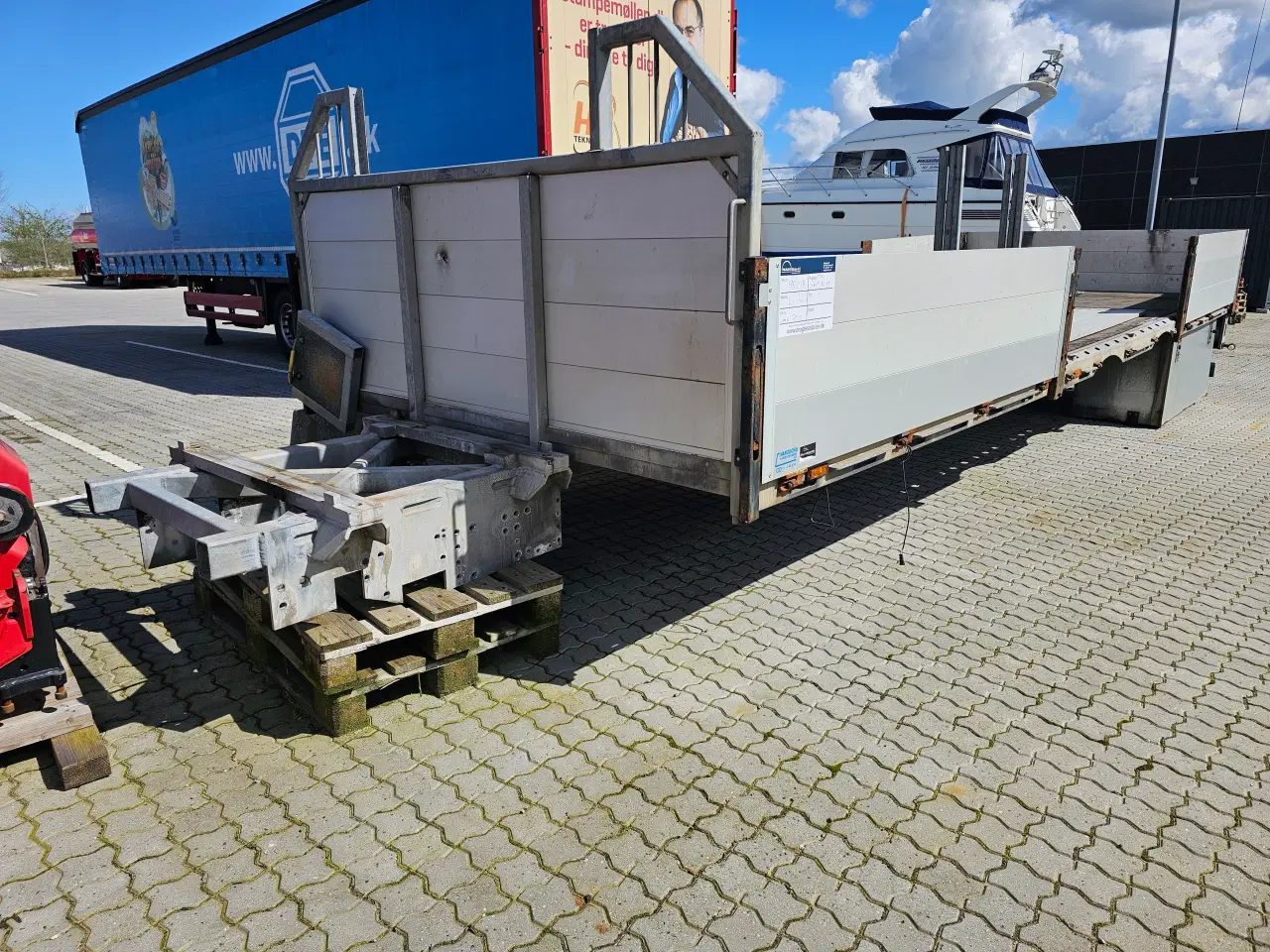 Billede 1 - HMF Lad, Ladopbygninger