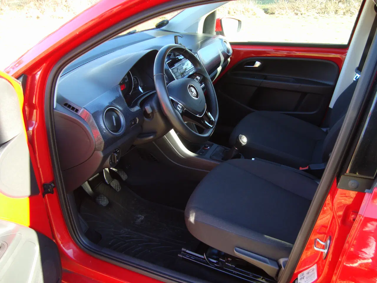 Billede 5 - VW up pæn og velholdt