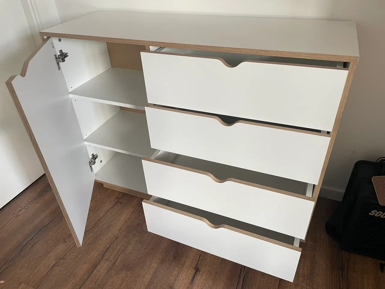 Billede 3 - Meget vedligehold kommode