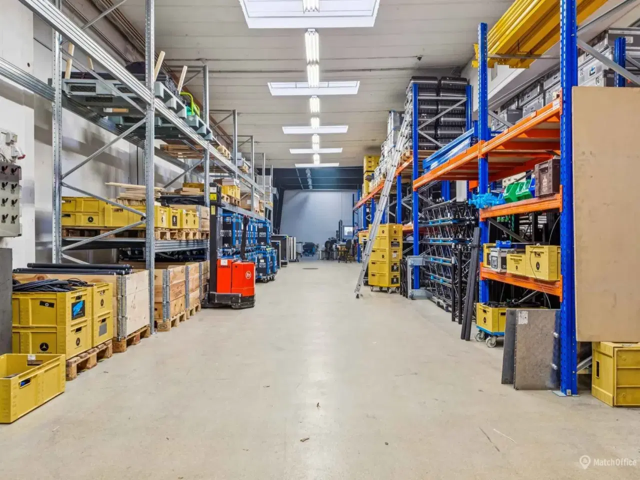 Billede 2 - Centralbeliggende lager og kontor i Søborg