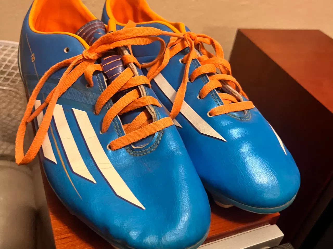 Billede 3 - Fodboldboldstøvler fra Adidas.