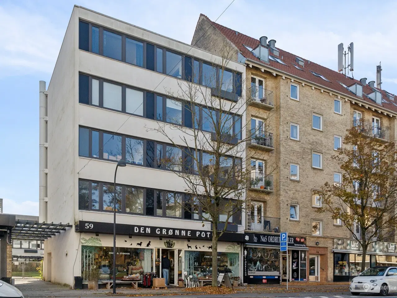 Billede 19 - Flot butik med bred facade på Ordrupvej