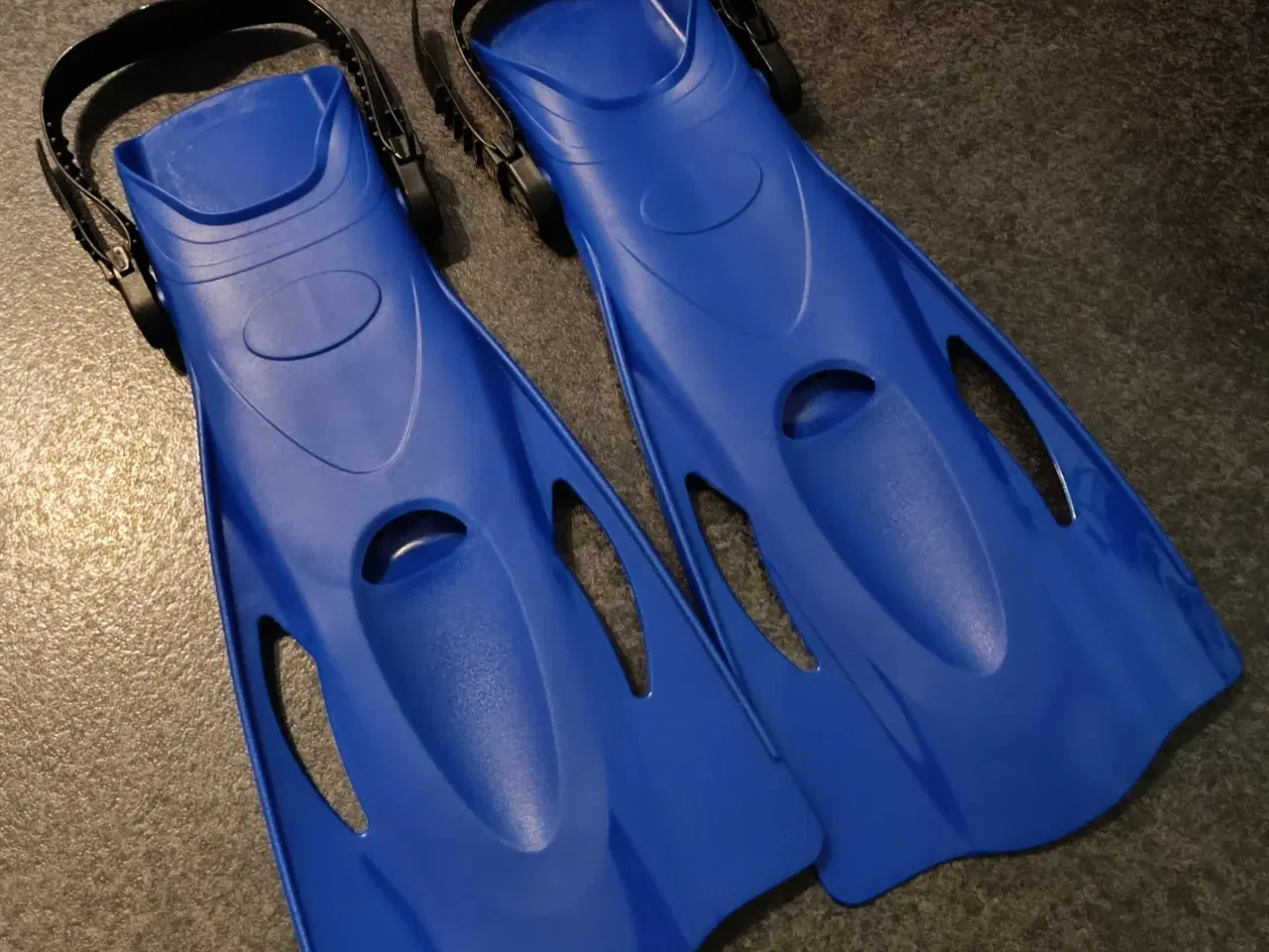 Billede 2 - Bestway justerbare Svømmefødder 